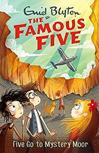 The Famous Five (Five Go To Mystery Moor -13)